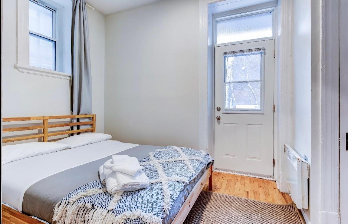 Chic Haven Downtown Mtl Apartment Montreal Exterior photo